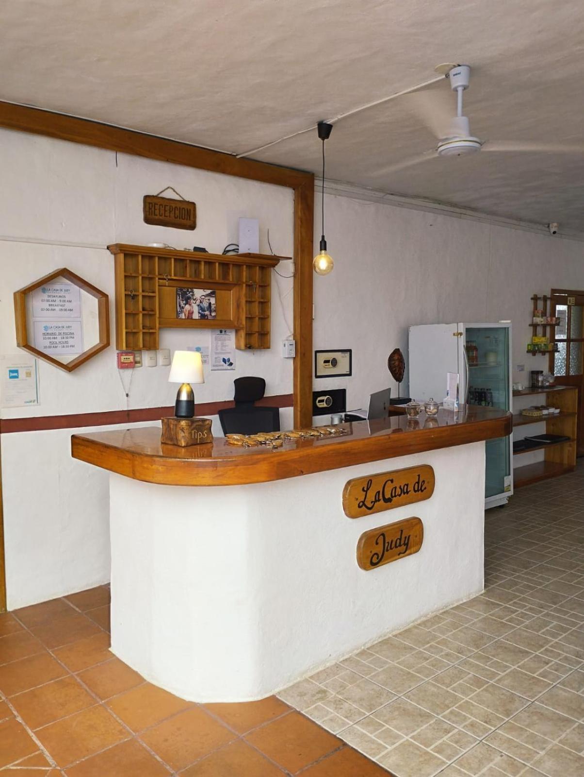 Hotel La Casa De Judy Puerto Ayora  Exteriér fotografie