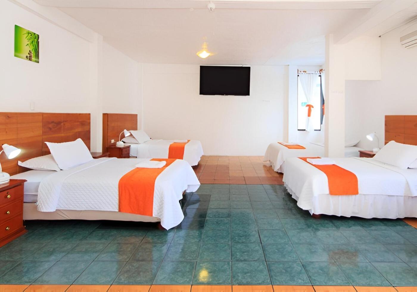 Hotel La Casa De Judy Puerto Ayora  Exteriér fotografie